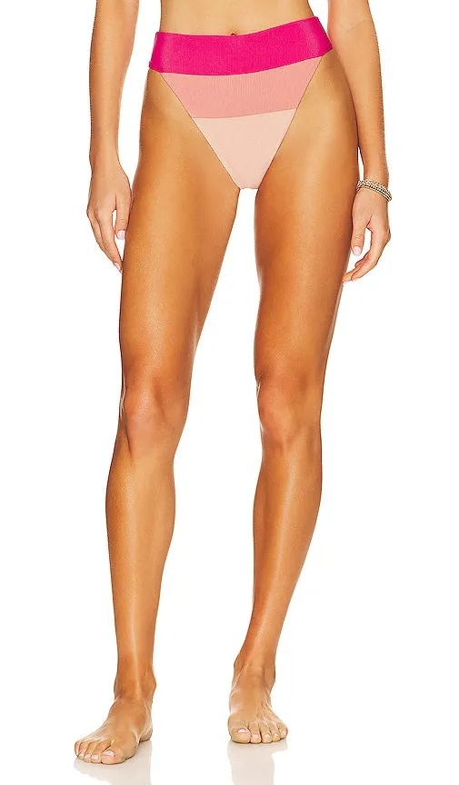 BEACH RIOT Alexis Bottom in Pink