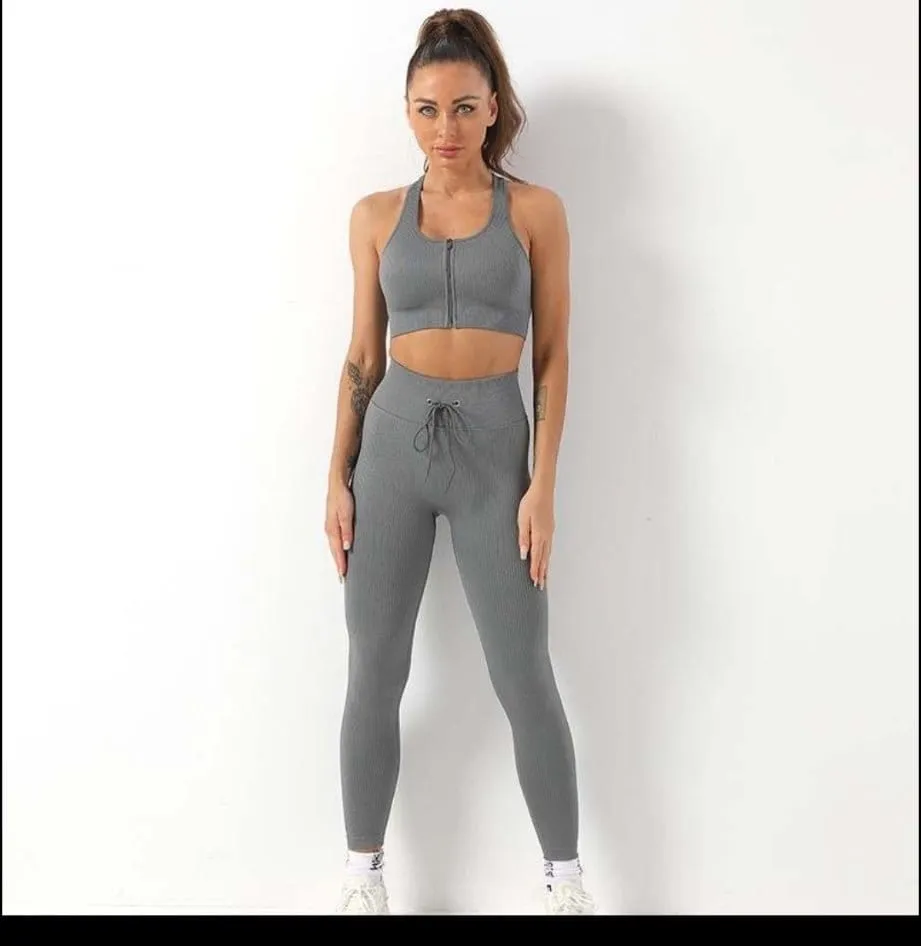 Lili women's yoga set