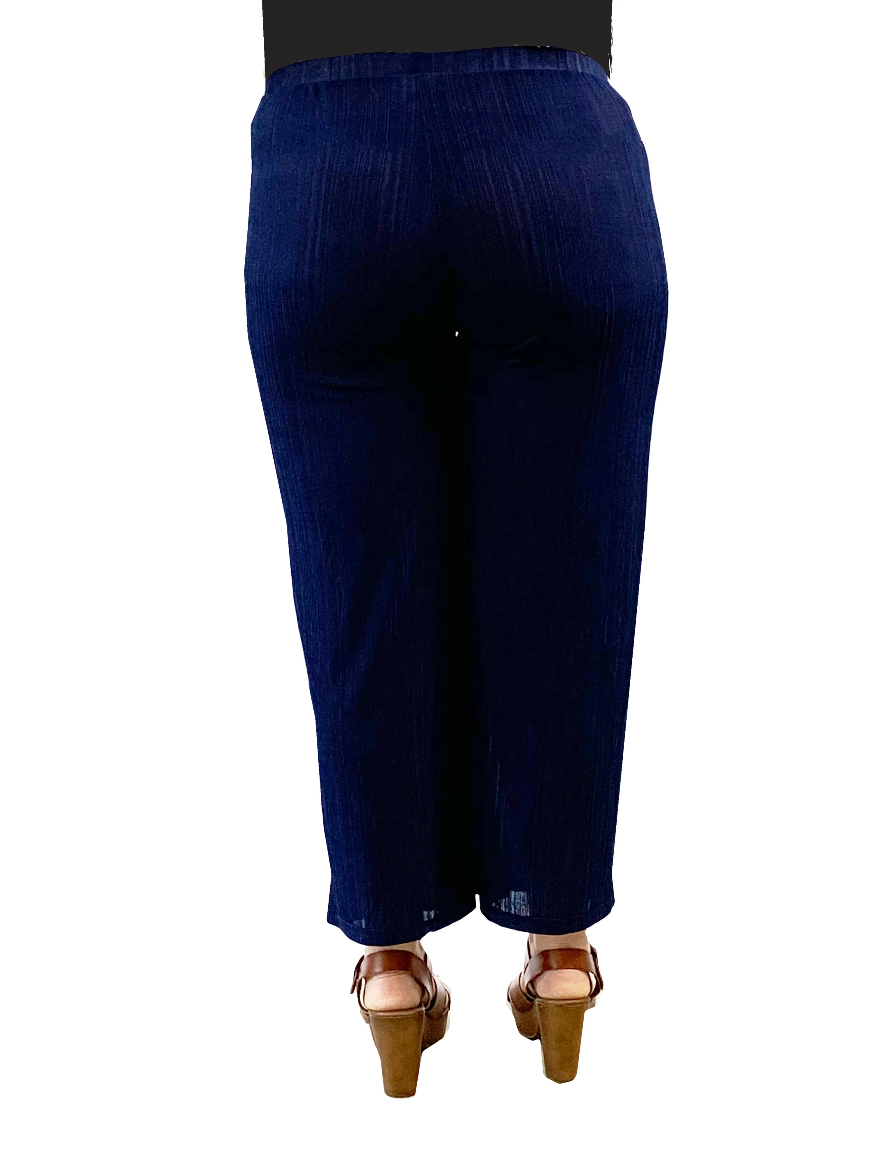 Plus Size La Cera Solid Cropped Pant